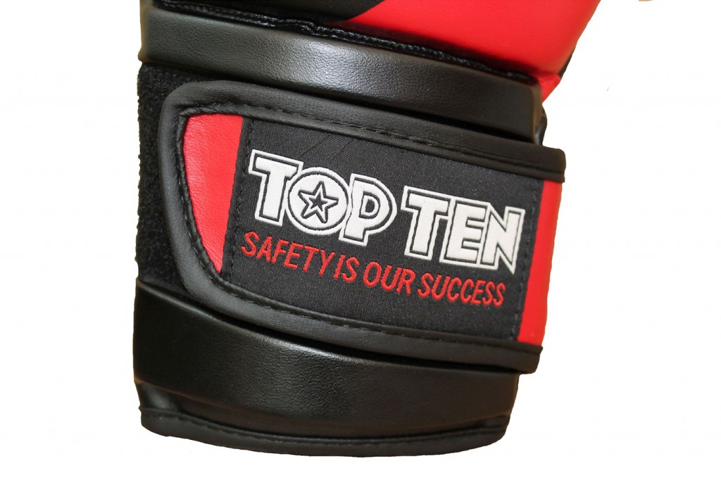 Боксерские перчатки TopTen 