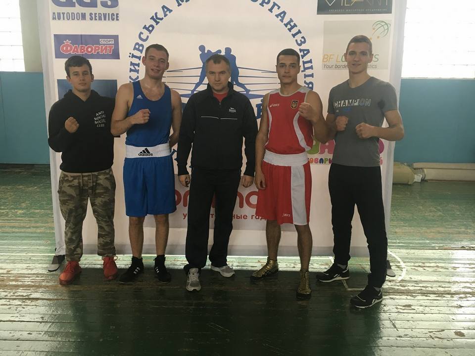 Сегодня состоялся первый день чемпионата г. Киева по боксу среди молодежи.