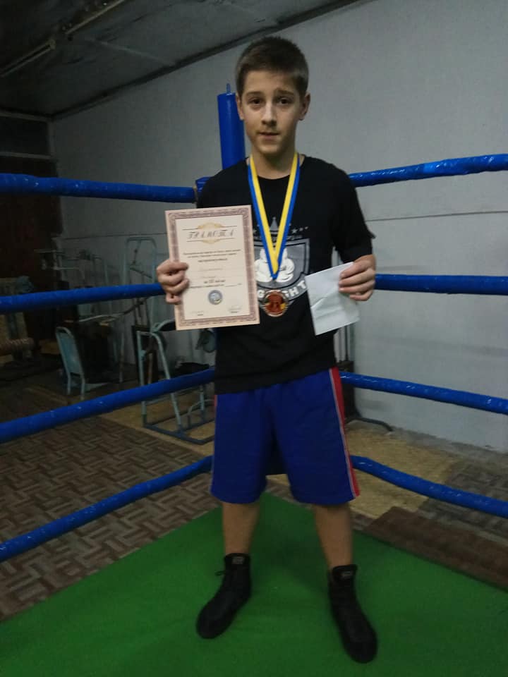 Нарешті нагороди з турніру на призи чеченської діаспори отримали спортсмени нашого клубу Александр Труханский та Дєня Поляк , які посіли 3 місце.