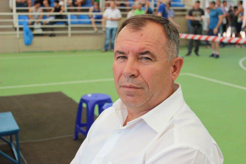 Друзі! Наш колега потребує термінової допомоги! В сім’ї Анатолія Новосельця сталась біда. Захворіла його дружина. Потрібно зібрати кошти на її лікування.