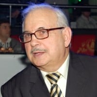 Шановні друзі