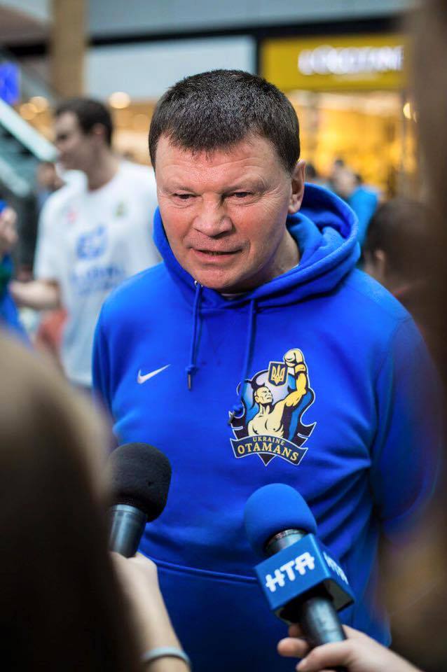 Вітаємо з днем народження Лоивский Леонид чудового тренера, професіонала і чудову людину!