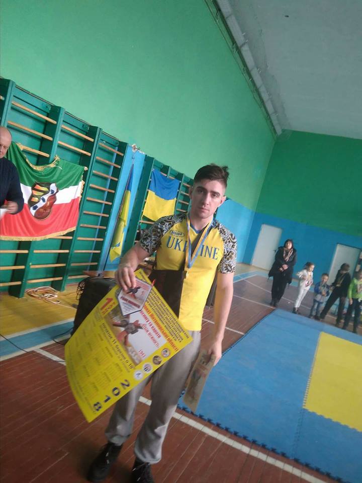 Вітаємо Ларіна Нікіту