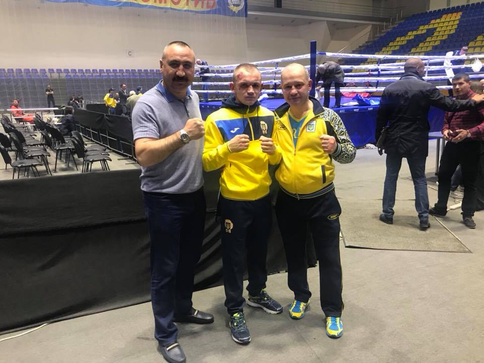 Вітаємо боксера м. Києва Євгена Барабанова та його тренера Ткаченко Ю.